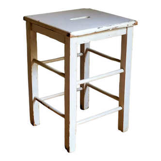 Tabouret d'atelier en bois massif patiné vintage