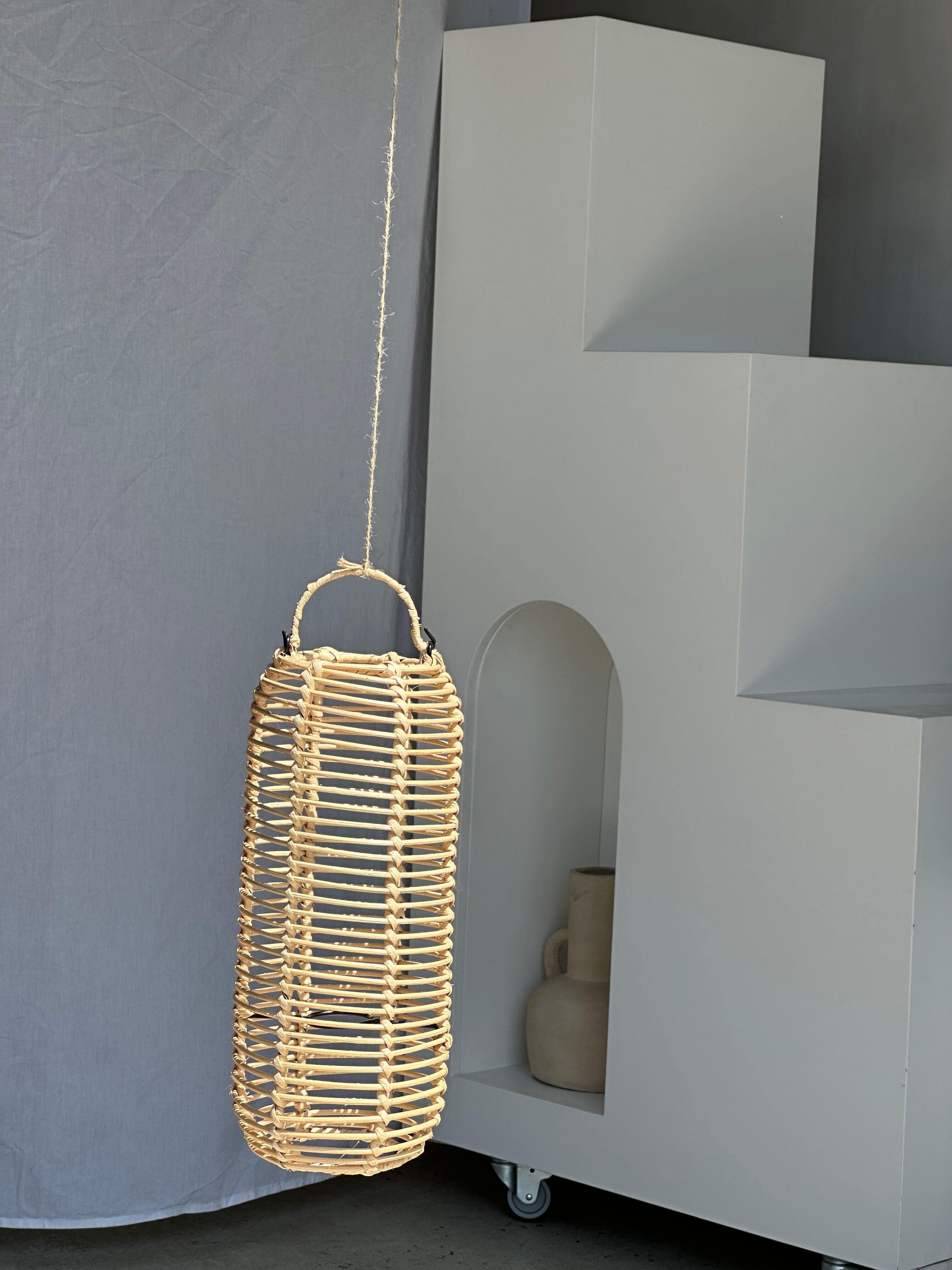 Small lantern-shaped rattan suspension H35 D15