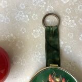 Frame dried flowers oval domed glass