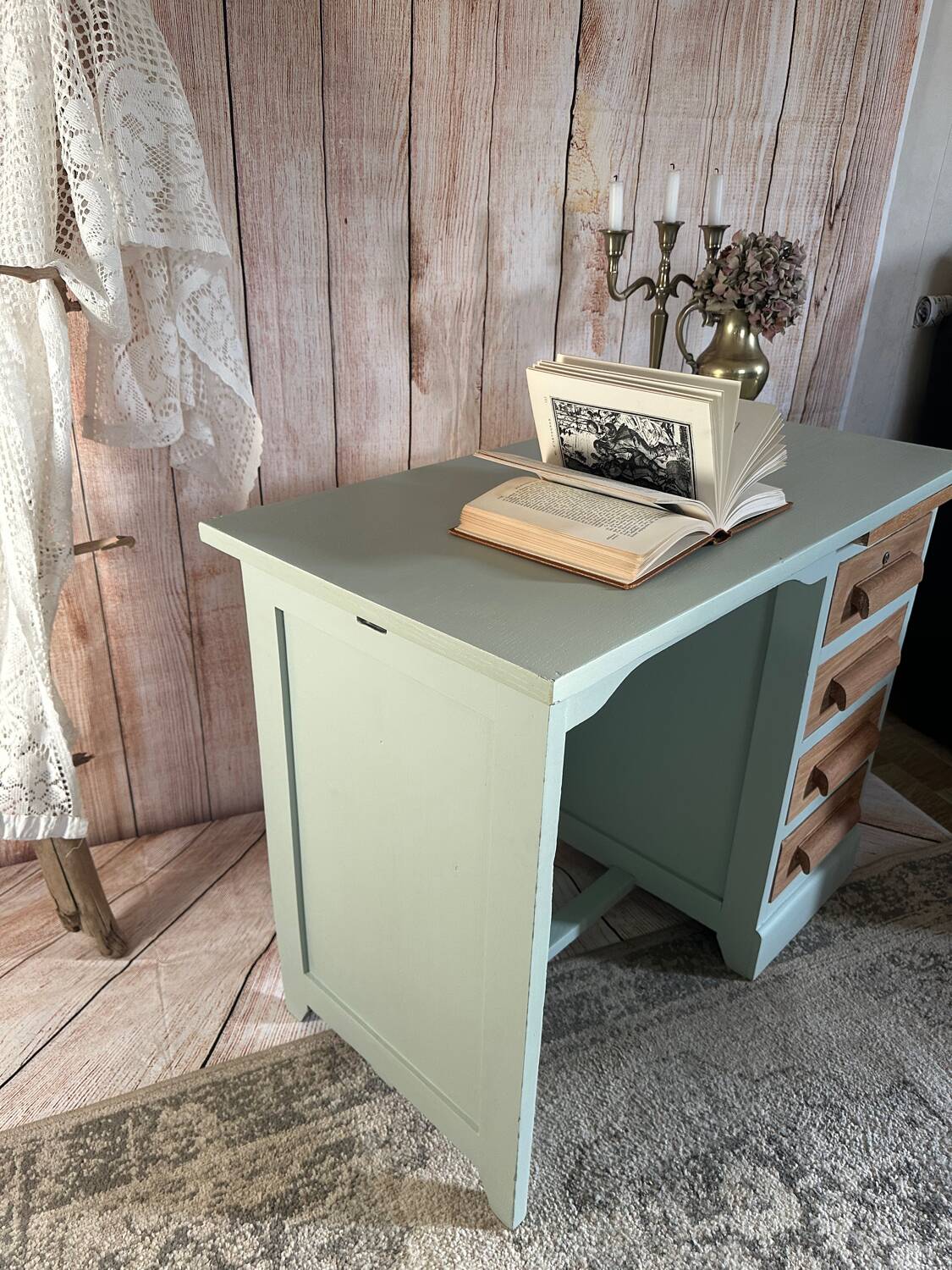 Small renovated vintage desk – 1950s – children's desk