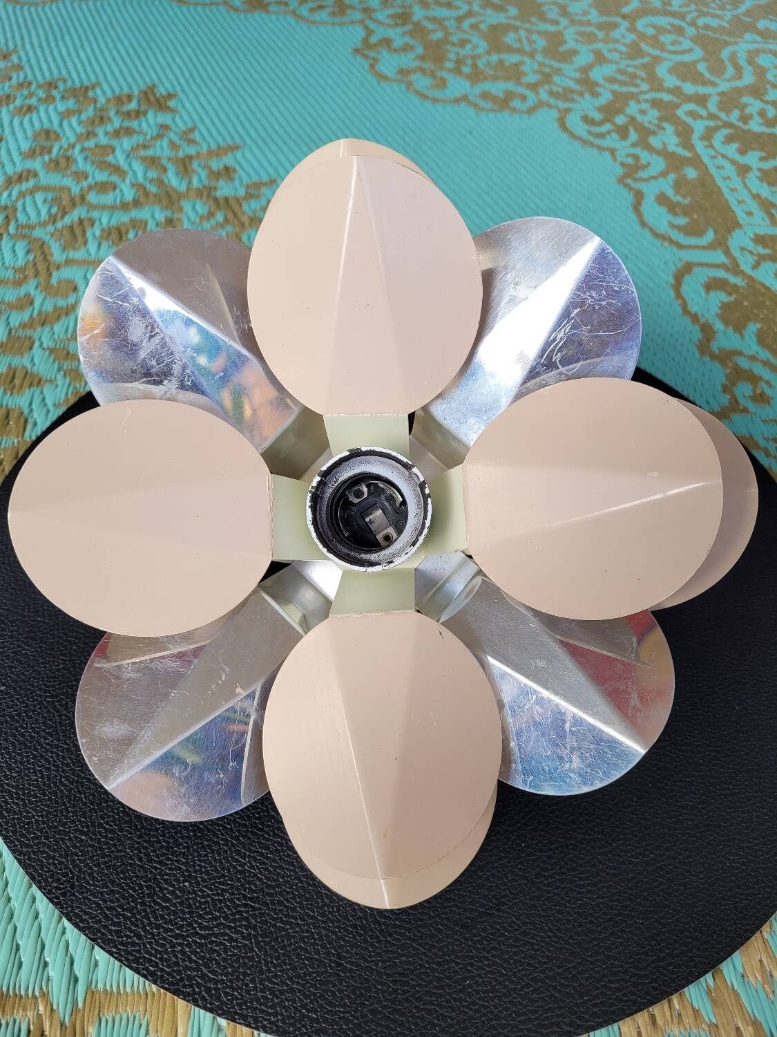 Vintage flower wall light