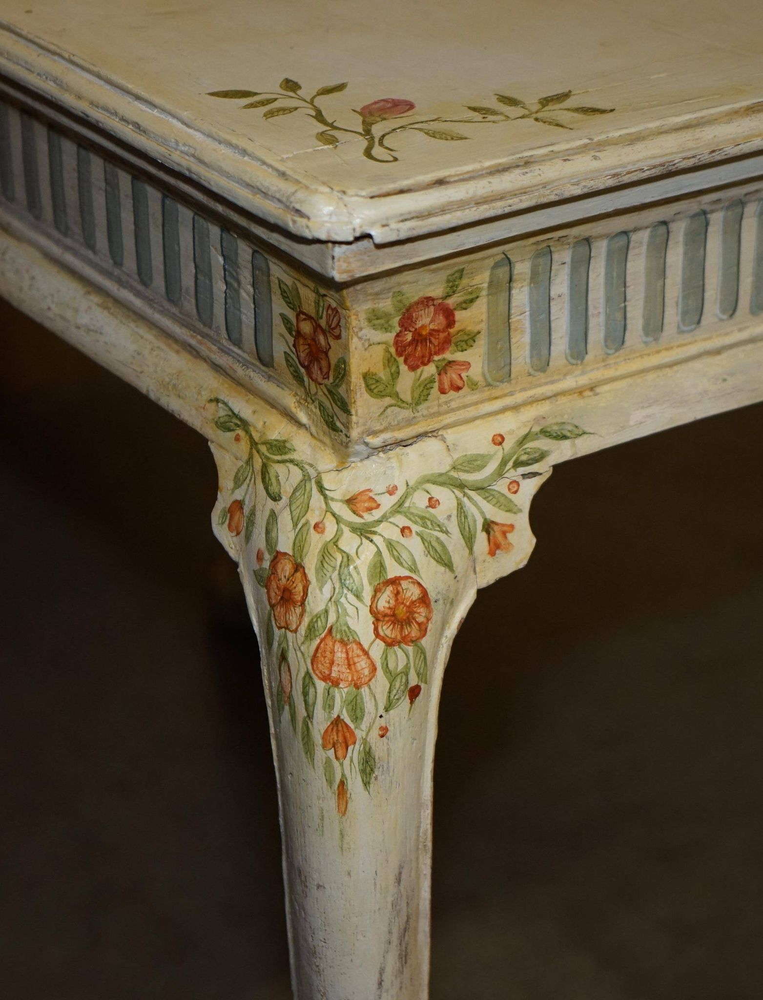 Bureau style géorgien victorien peint à la main circa 1860