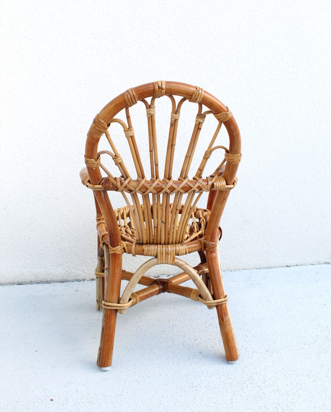Fauteuil enfant rotin
