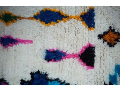 Tapis Azilal - Tapis berbère coloré fait-main au Maroc 150x95cm