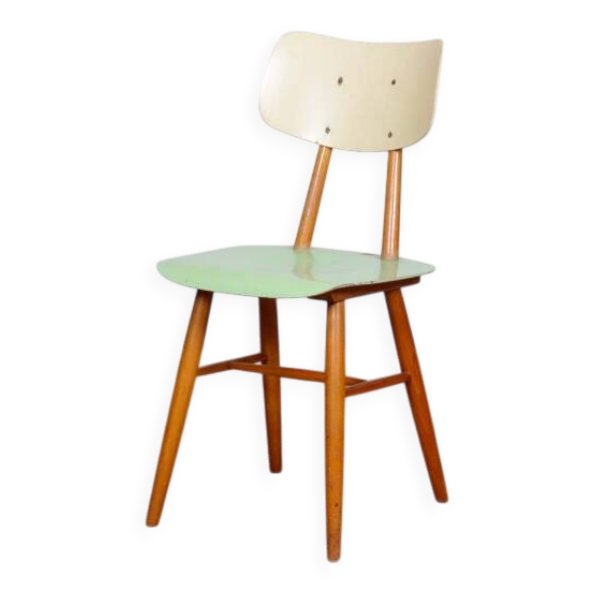 Chaise verte produite par Ton dans les années 1960