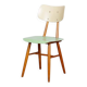 Chaise verte produite par Ton dans les années 1960