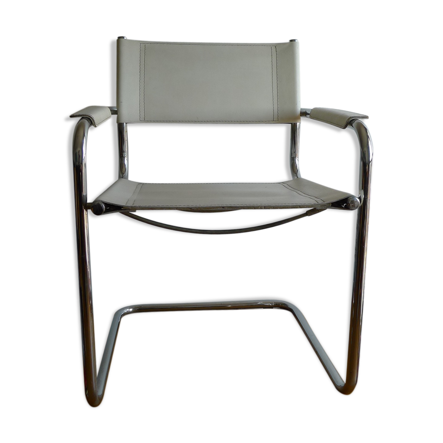 Chaise en métal tubulaire