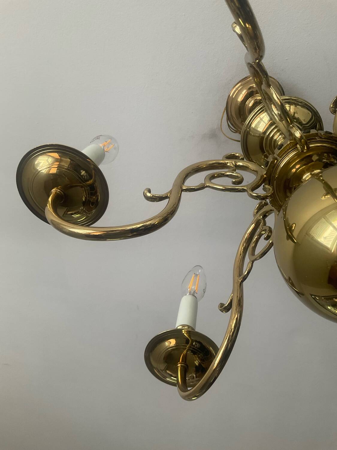 Antique Dutch 6-light chandelier in solid bronze