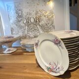 Set of flowered porcelain tableware