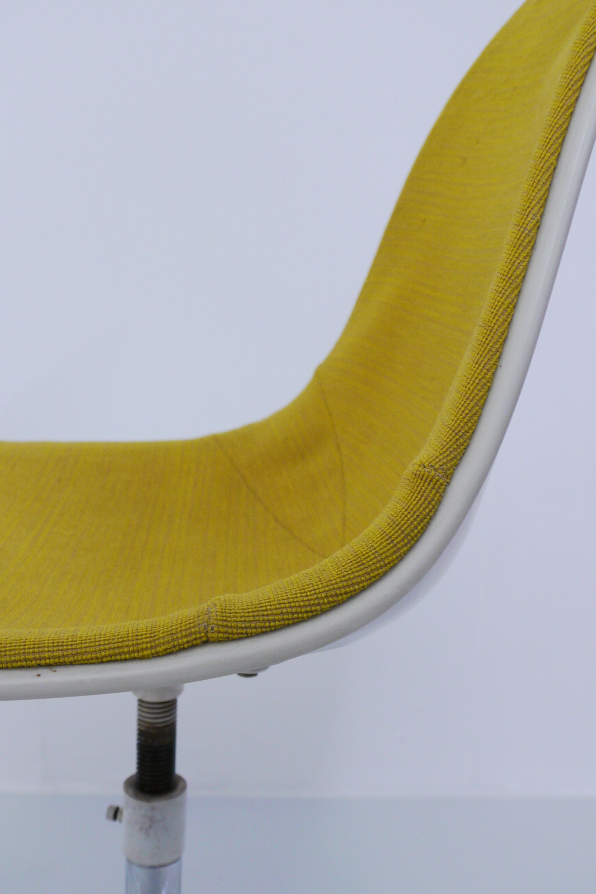 Dining set by Charles et Ray Eames for Herman Miller, 1970