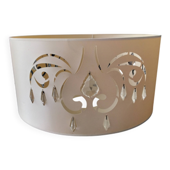 Abat-jour tissu beige avec incrustation en cristal.