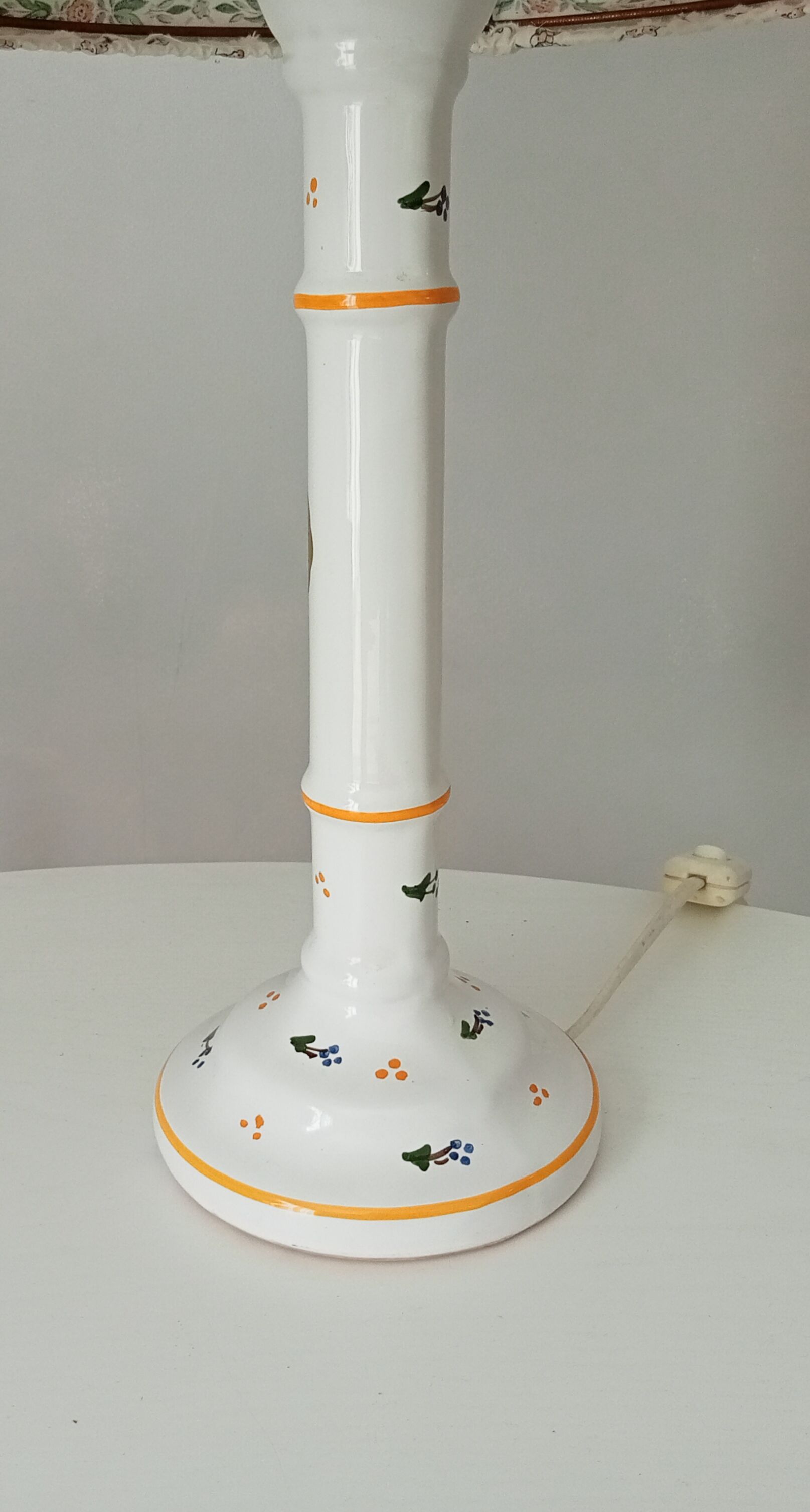 Vintage moustiers ste marie lamp