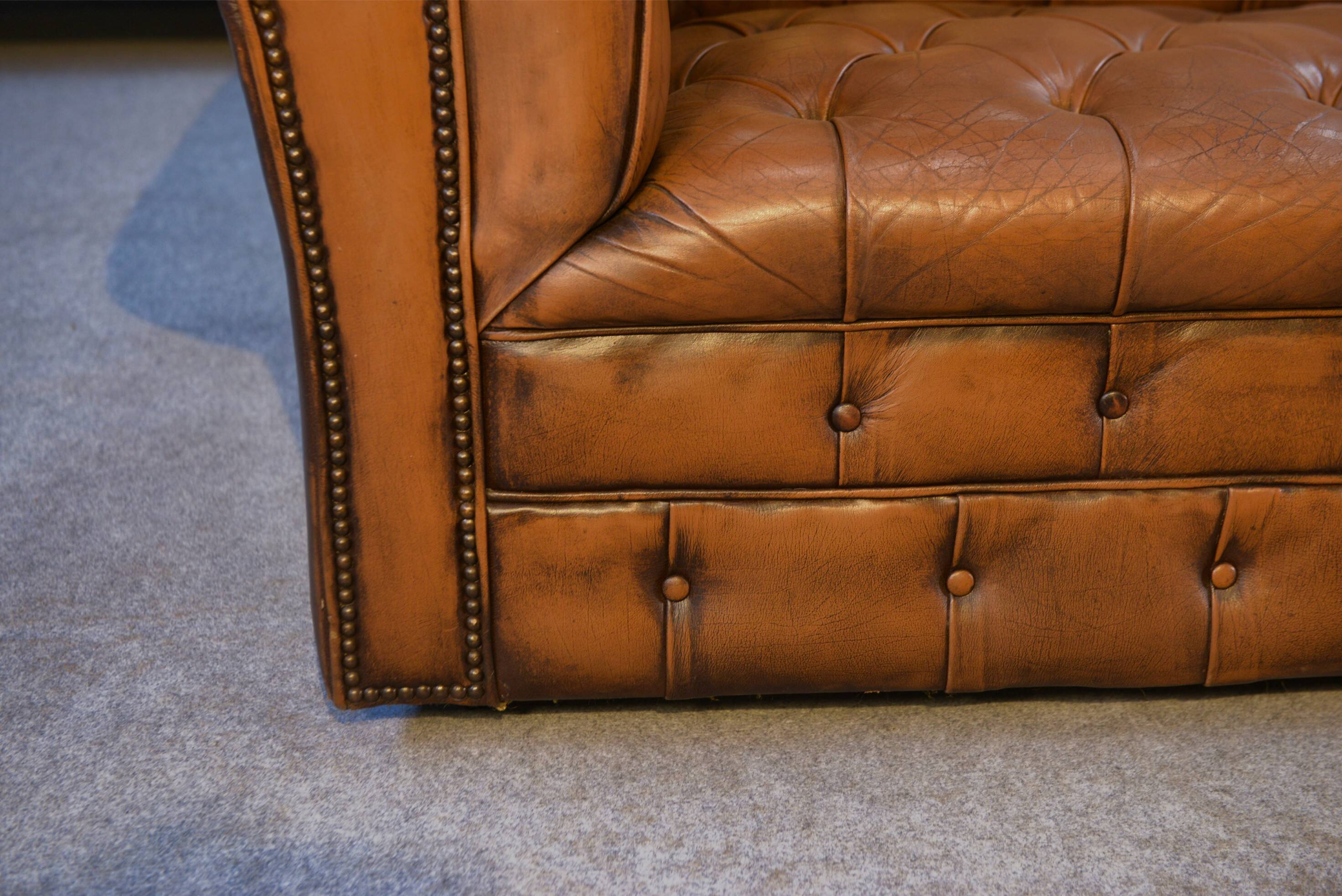 Chesterfield sofa in tan leather