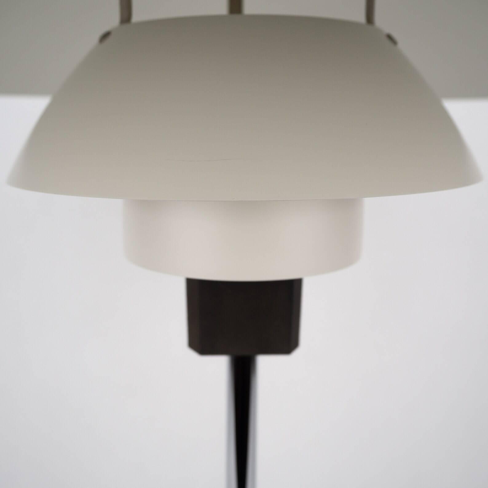 Danish vintage table lamp PH 4/3 by Poul Henningsen, Louis Poulsen, 1966