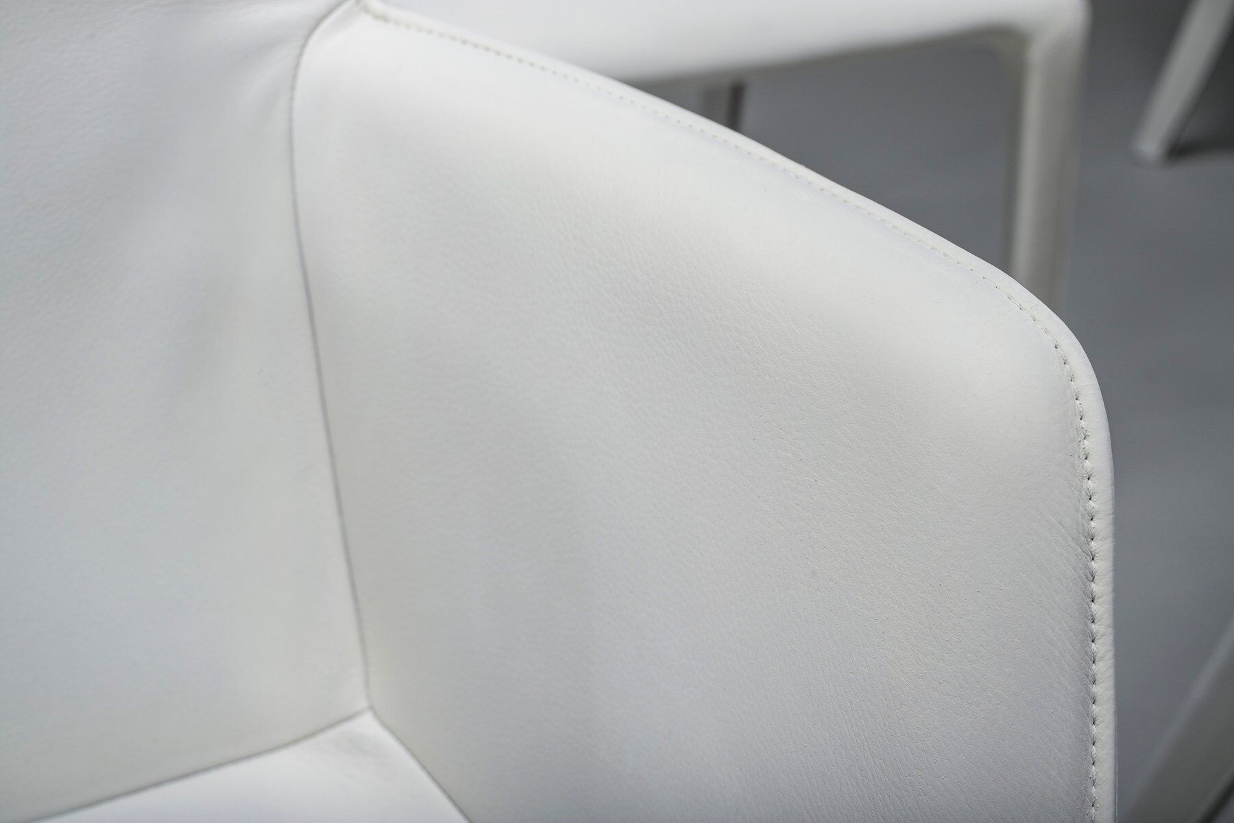 Gio dining chairs in ecru leather by Walter Knoll, Germany, 2000s, set of 8