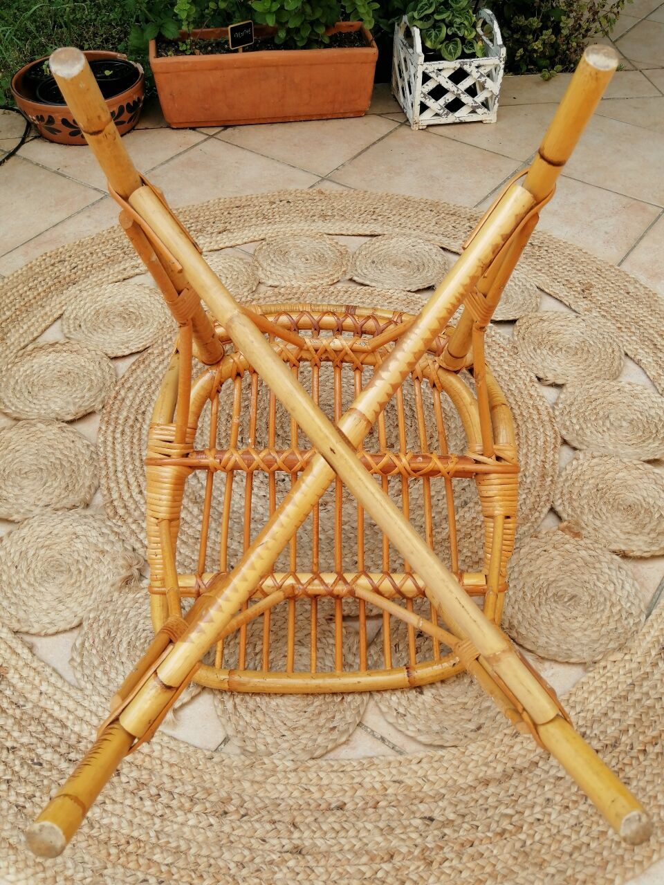 Series of 4 vintage rattan chairs.