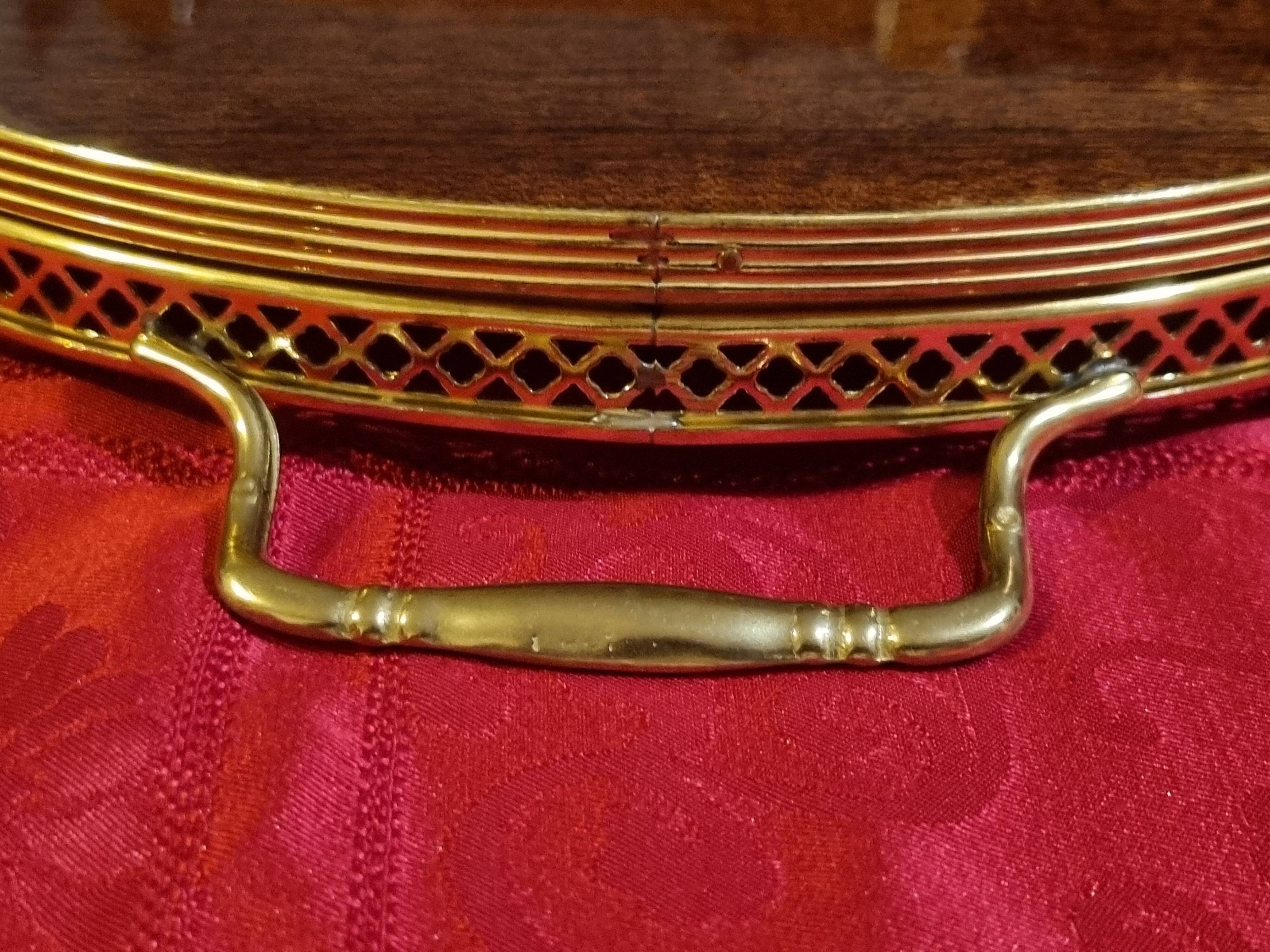 round service tray in Italian marquetry