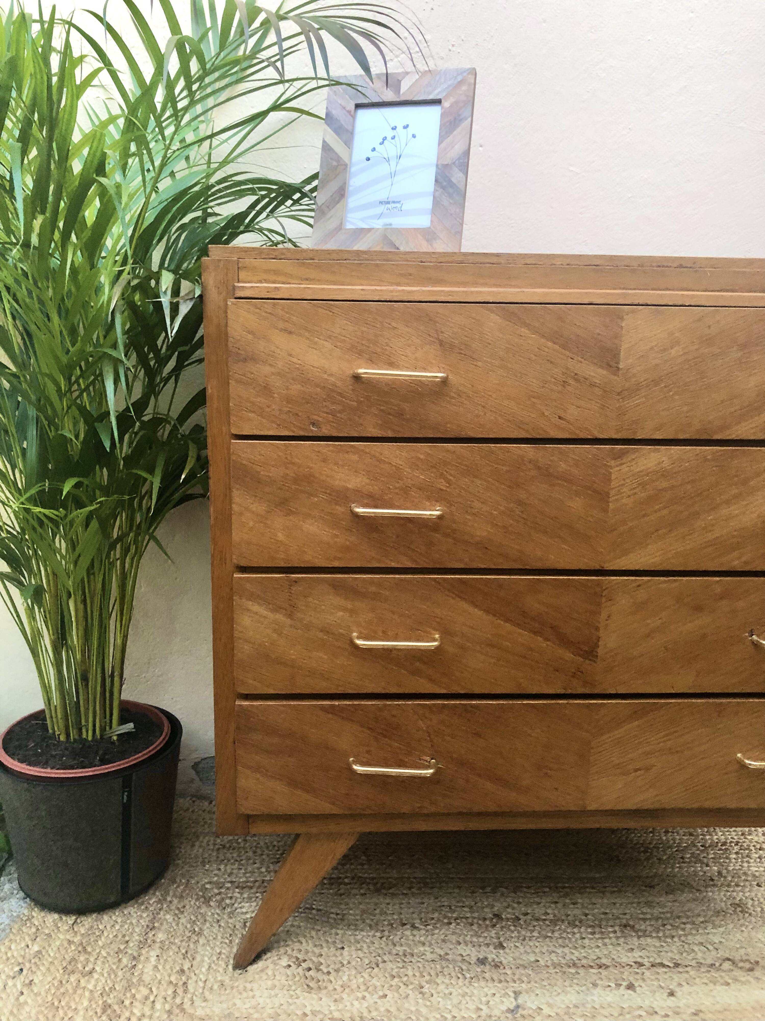 Commode vintage pieds compas