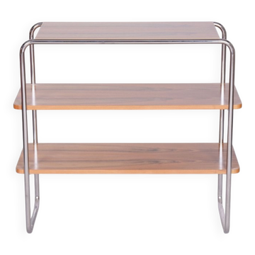 Étagère en noyer et acier chromé de style Bauhaus tchèque attribuée à Kovona, années 1940.