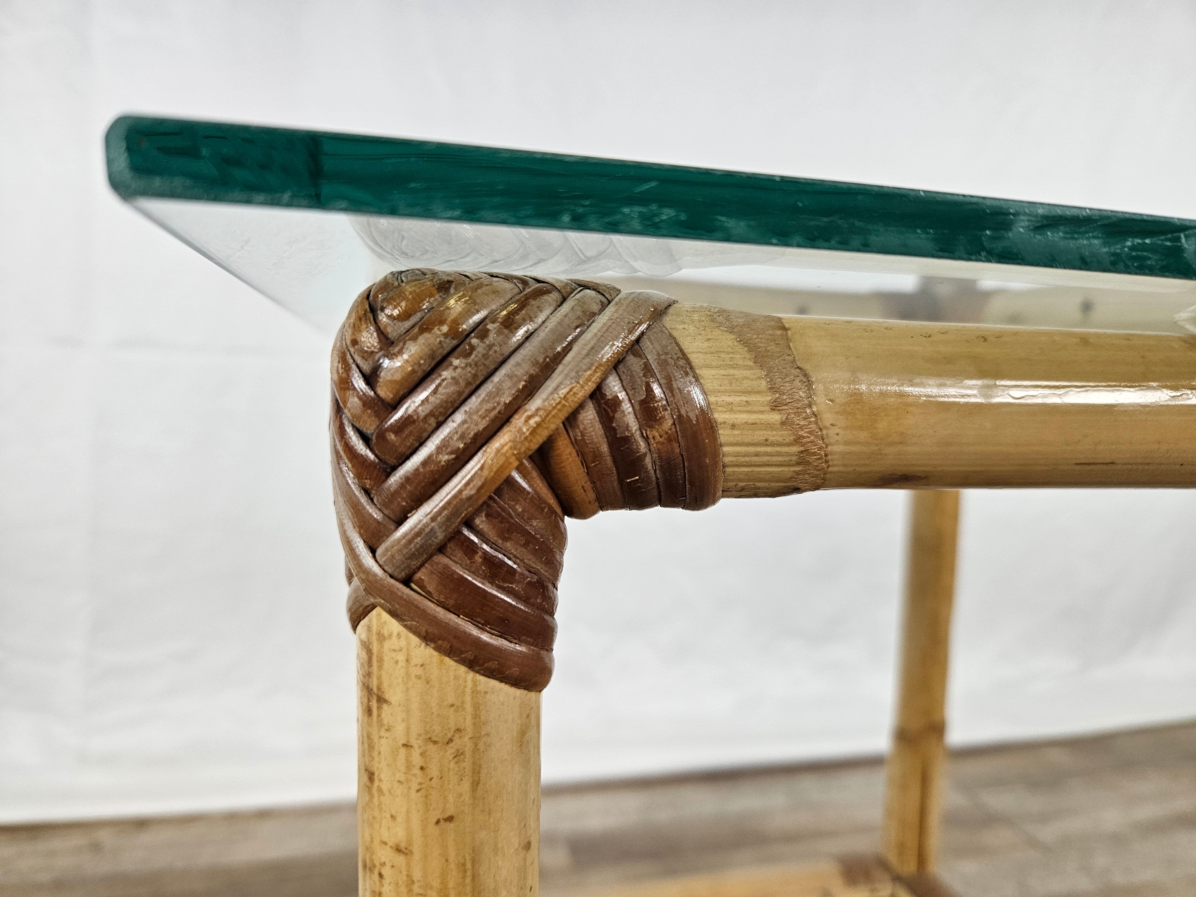 Wicker coffee table with glass top