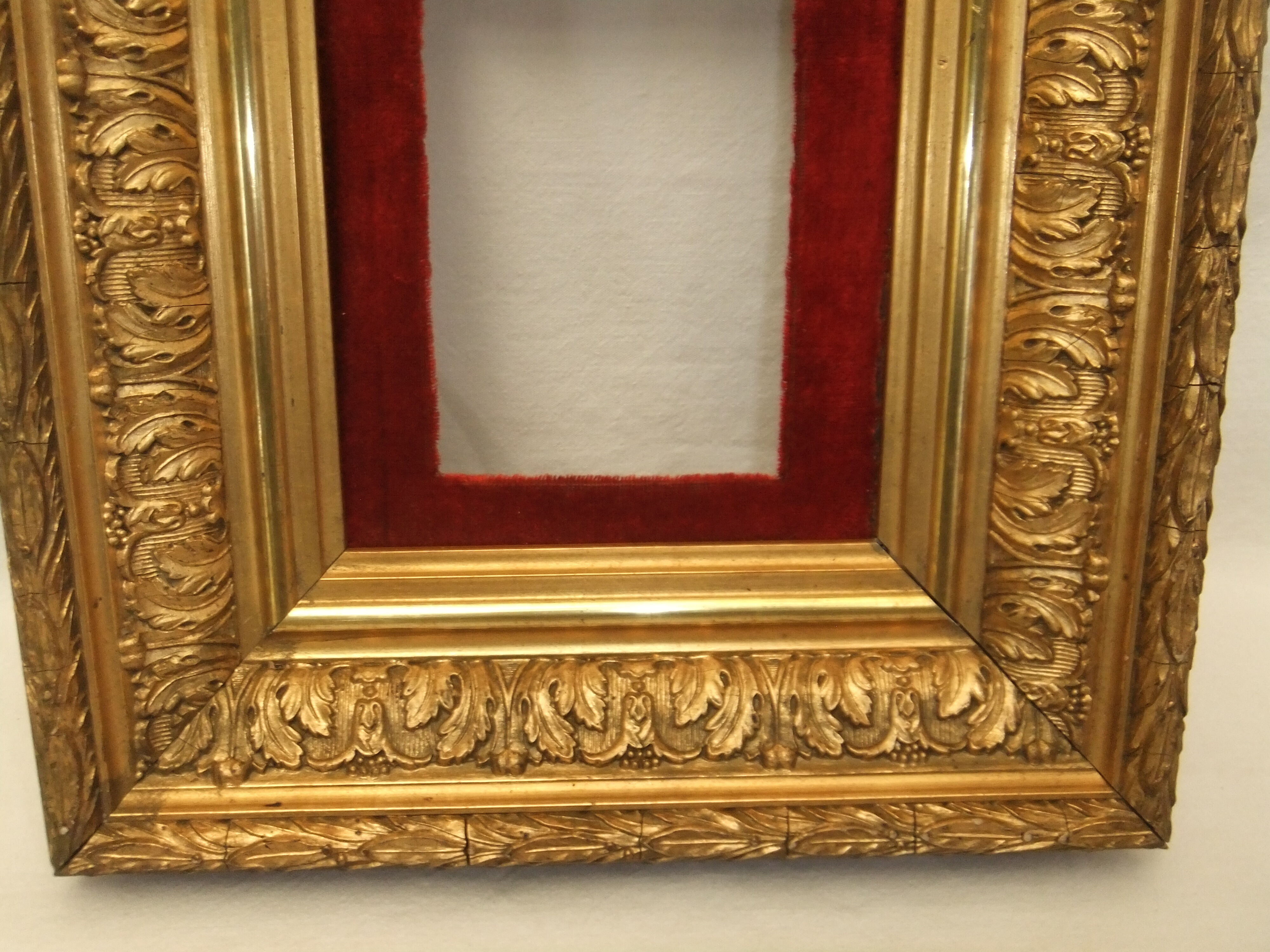 Frame XIX gilded stucco wood decoration acanthus leaves painting painting