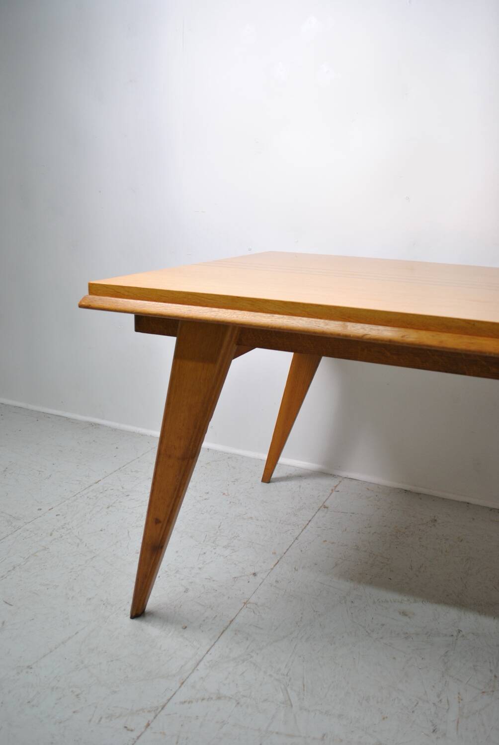 Table a manger pieds compas 1950
