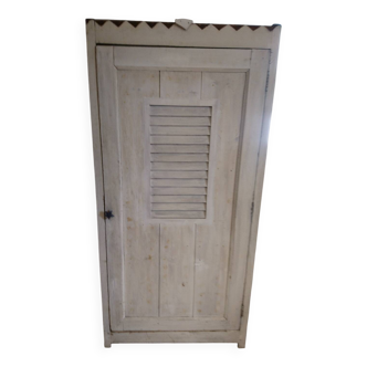 Beach Cabin Wardrobe