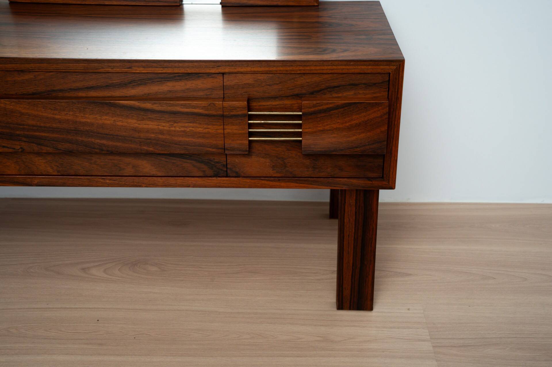 Miroir suédois du milieu du siècle avec console de coiffeuse – Ateljé Glas & Trä