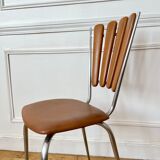 Flower petal chair in brown Skaï