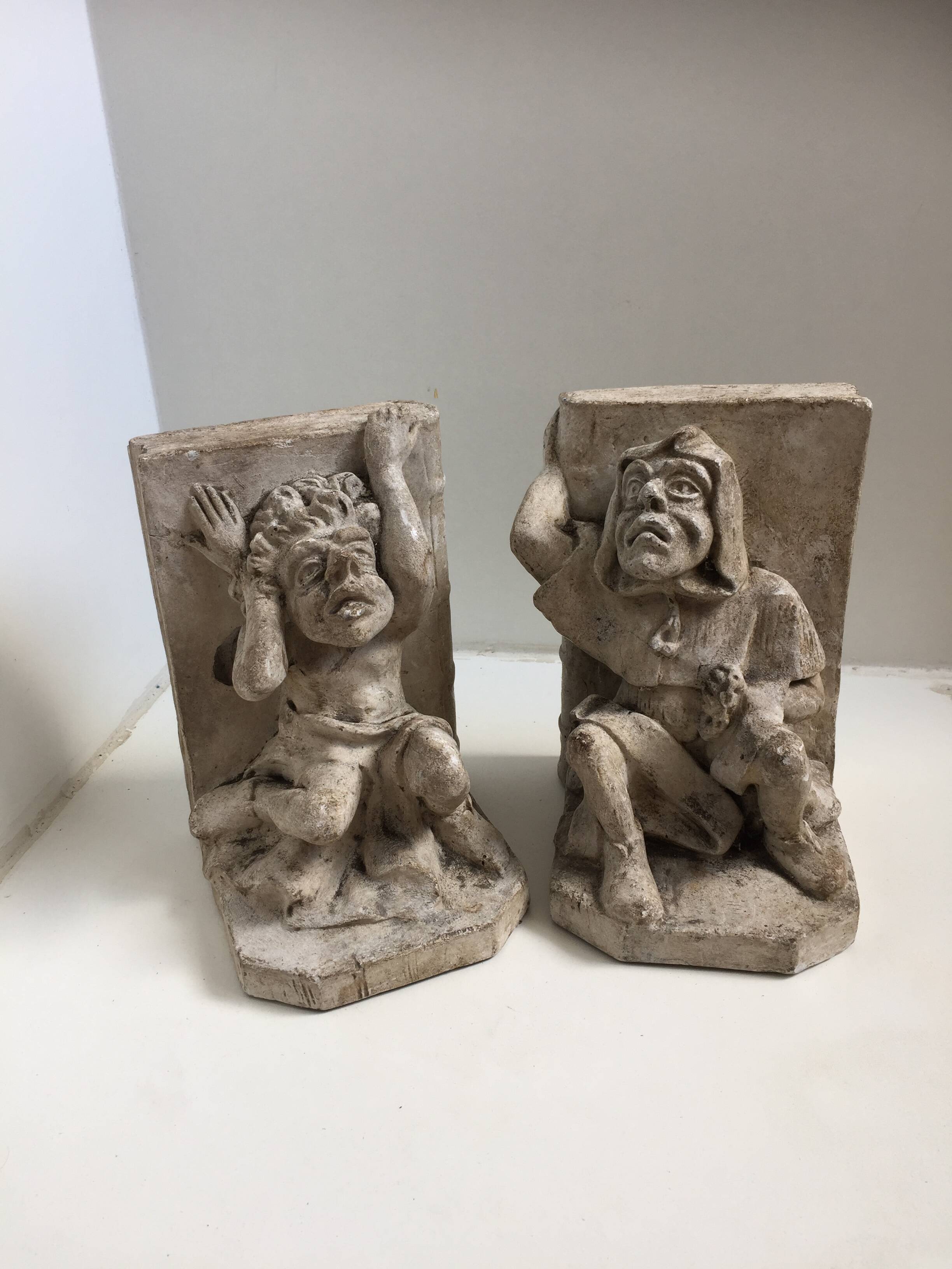 Pair of plaster bookends Gargoyles M. Brown Orléans