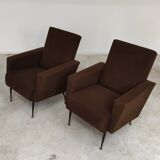 Pair of dark brown rockabilly style armchairs in new vintage condition