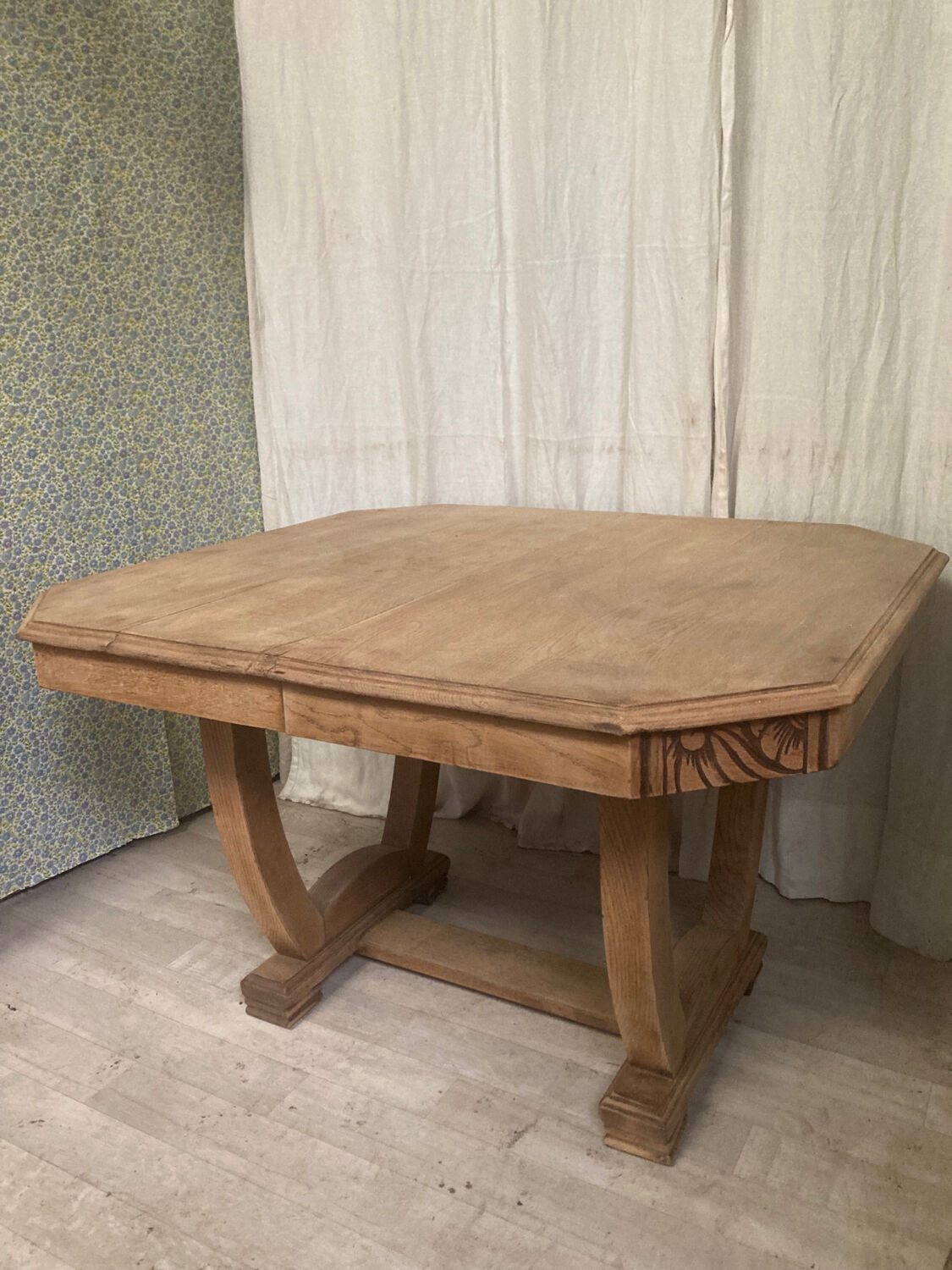 Art Deco dining table