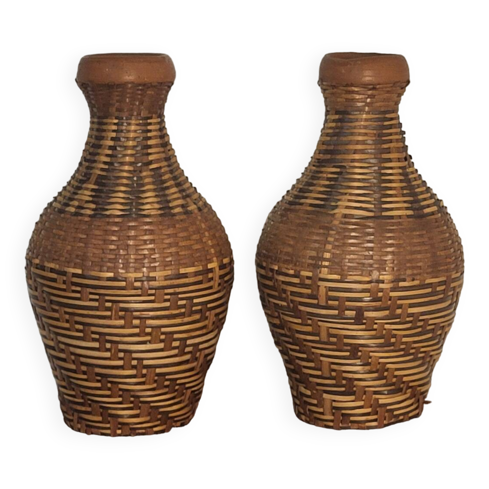 Rattan bottle