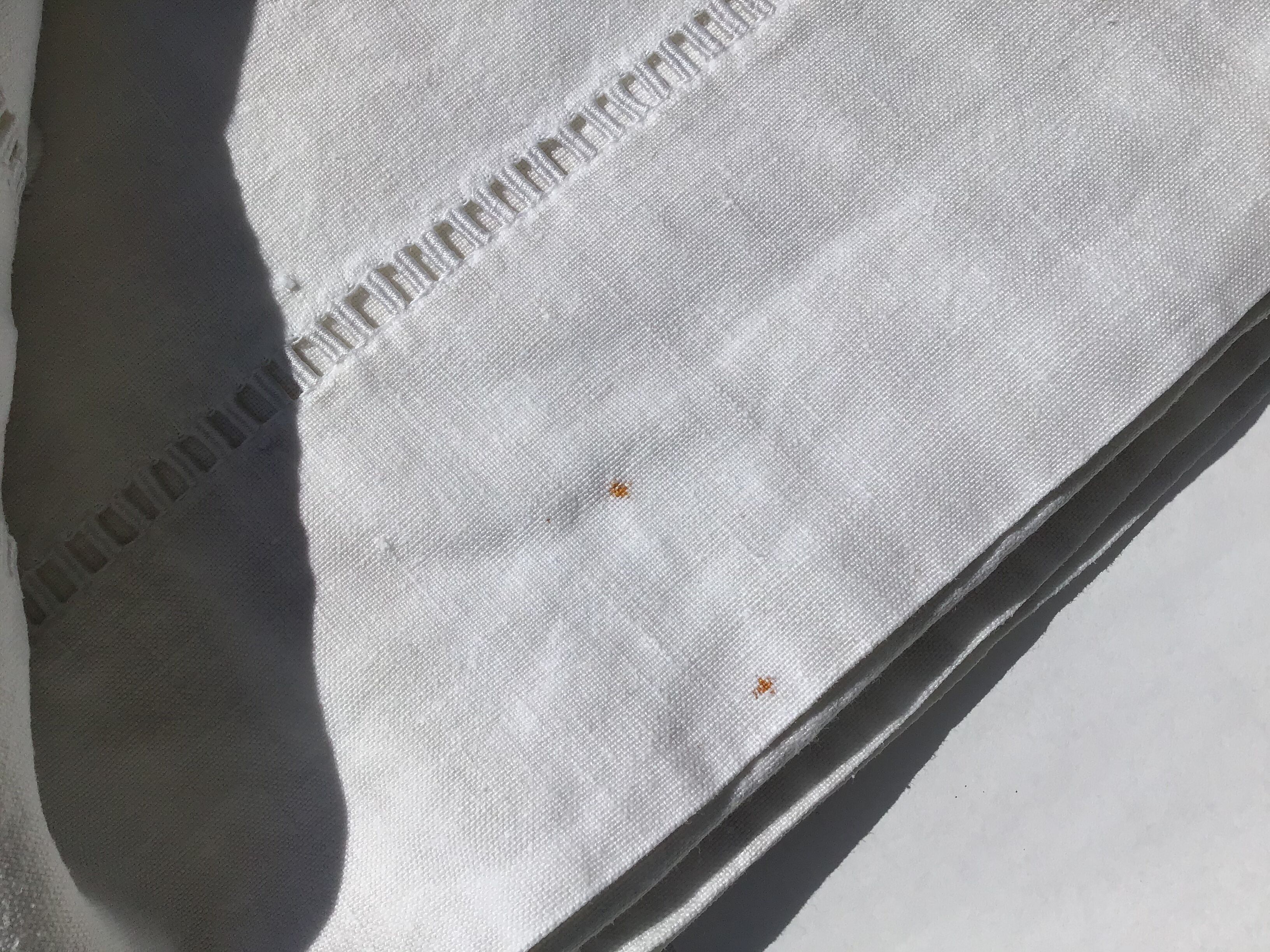 Linen sheet MLD lozenges and double day scale