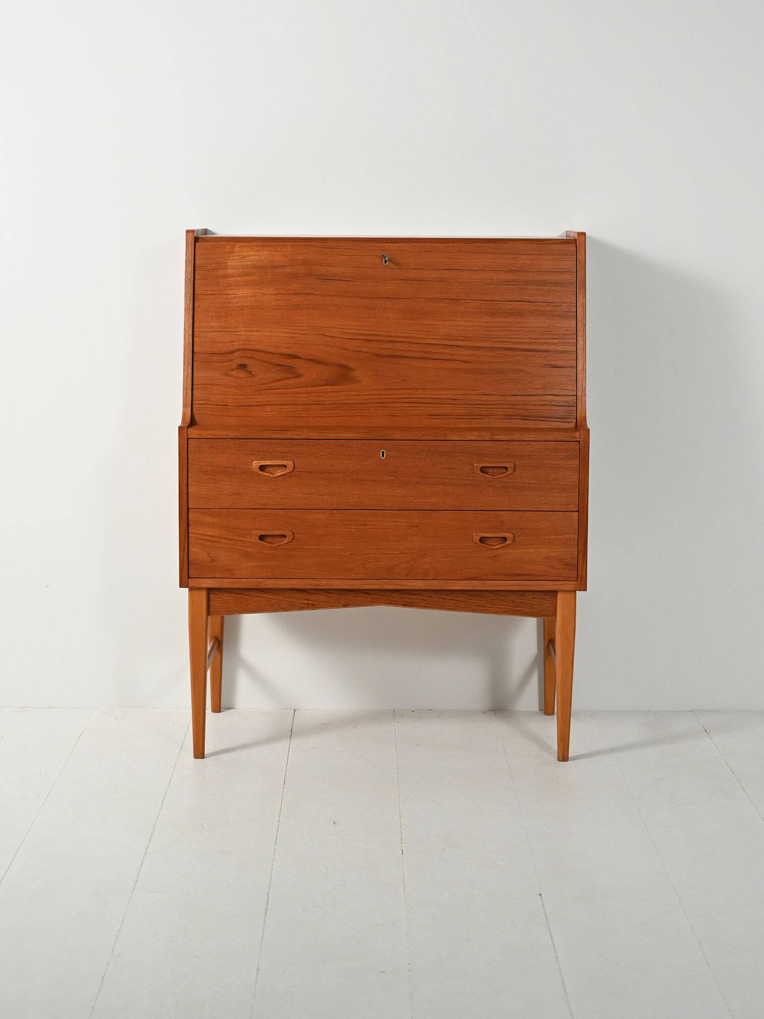 Secrétaire en teck scandinave avec miroir caché, années 1960