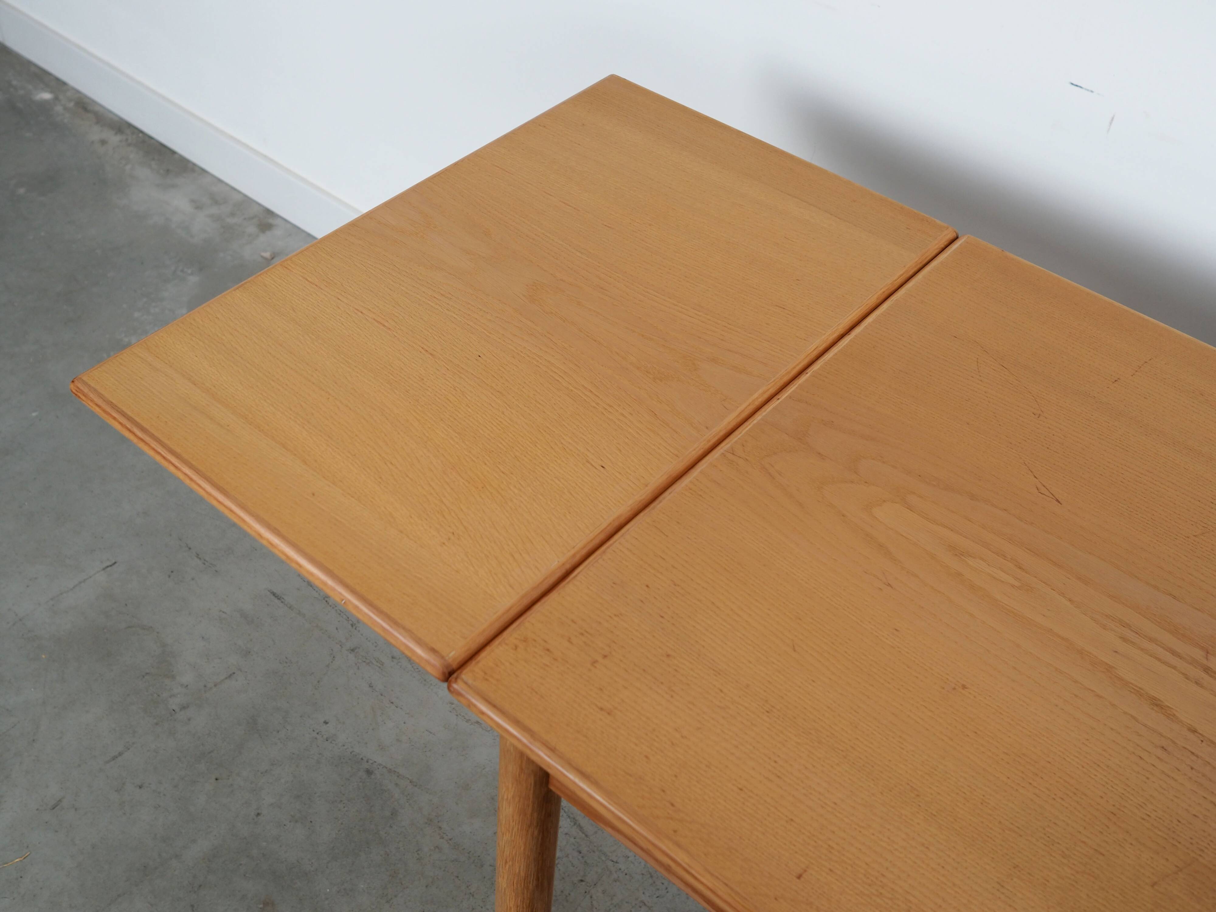 Ash table, Danish design, 1980s, production: Denmark