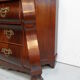 Cabinet en porcelaine d’acajou antique