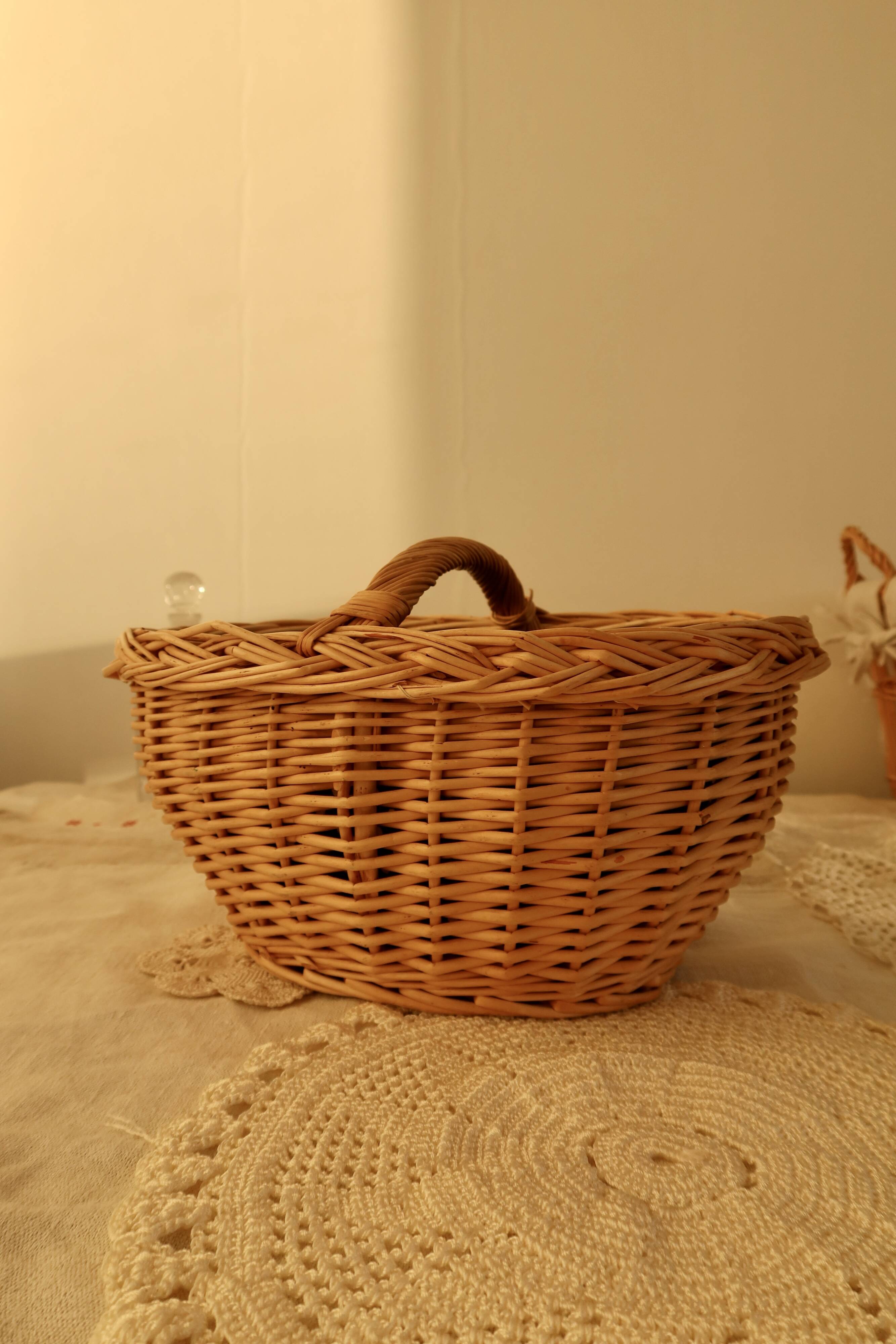 Small vintage wicker basket with navy blue lining and white polka dots - Cottage core