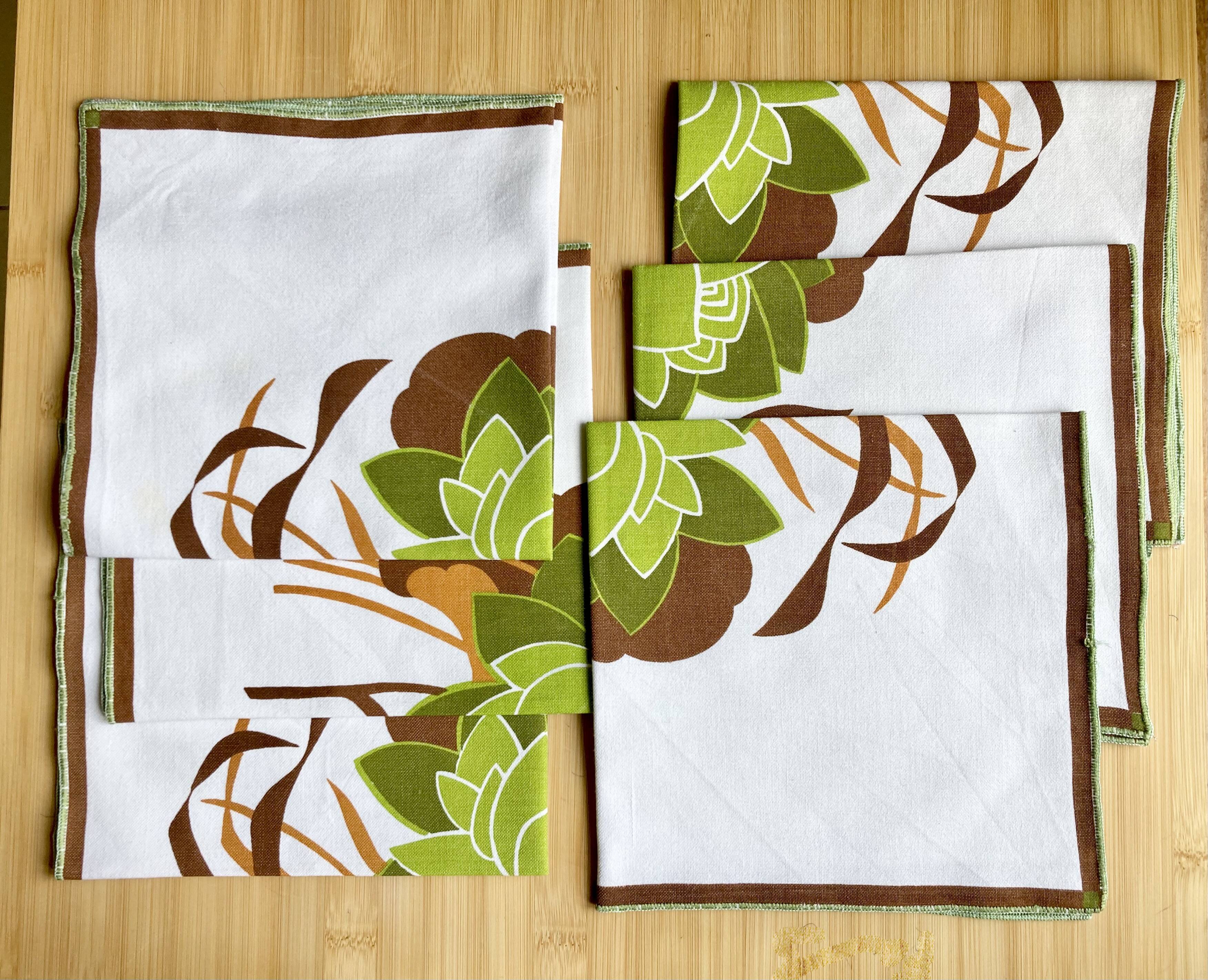 6 vintage / 70s napkins