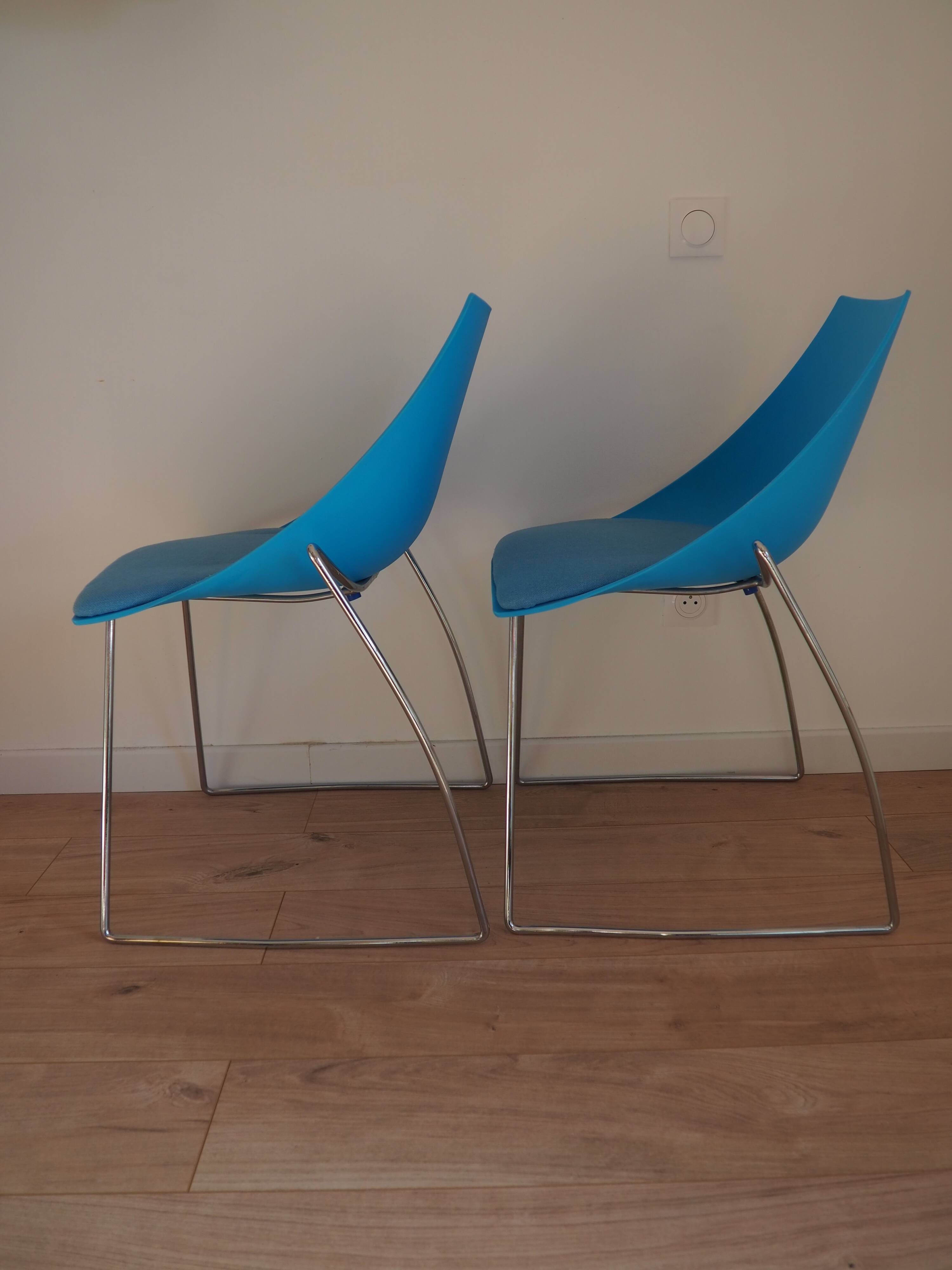 2 chaises Hoop Casprini