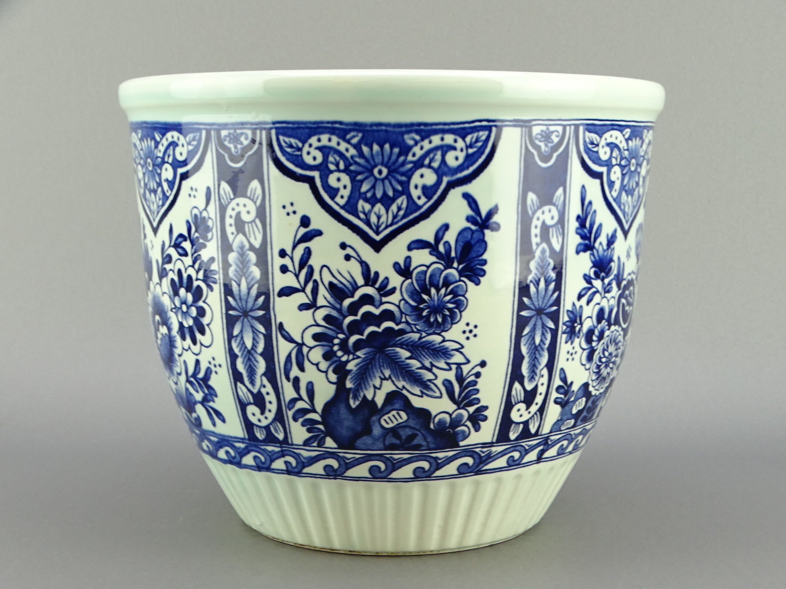 Delft Boch Royal Sphinx earthenware pot cache