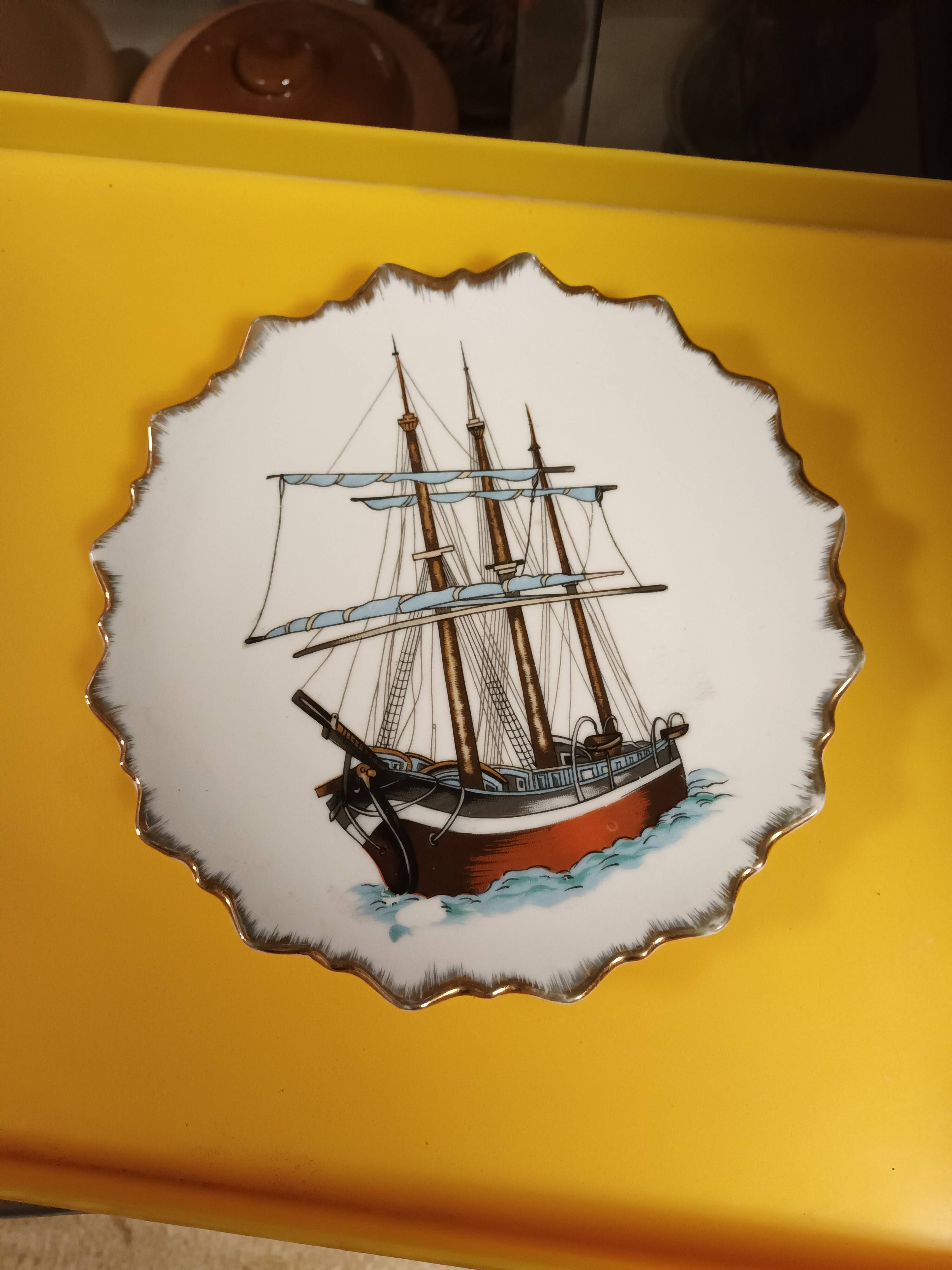 Assiette décorative bateaux voilier