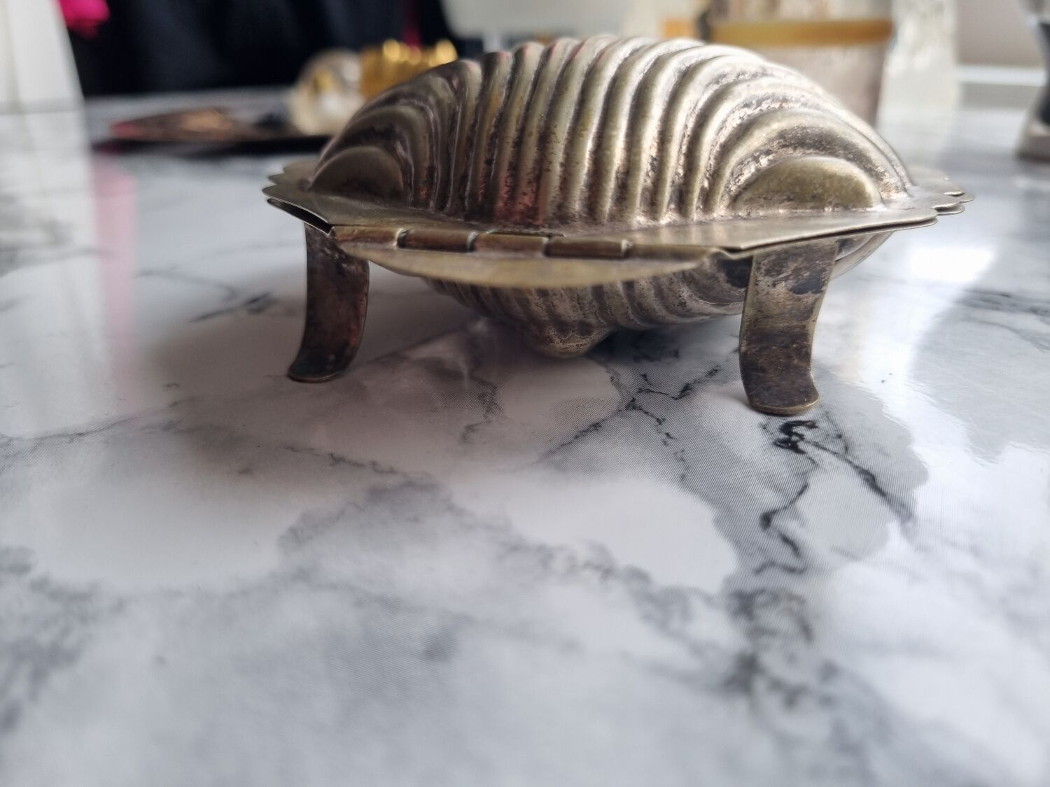 Shell butter dish