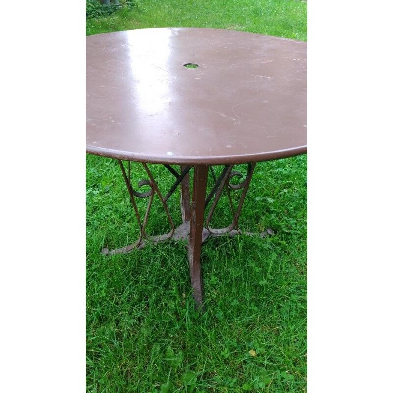 Old garden table metal base "eiffel"