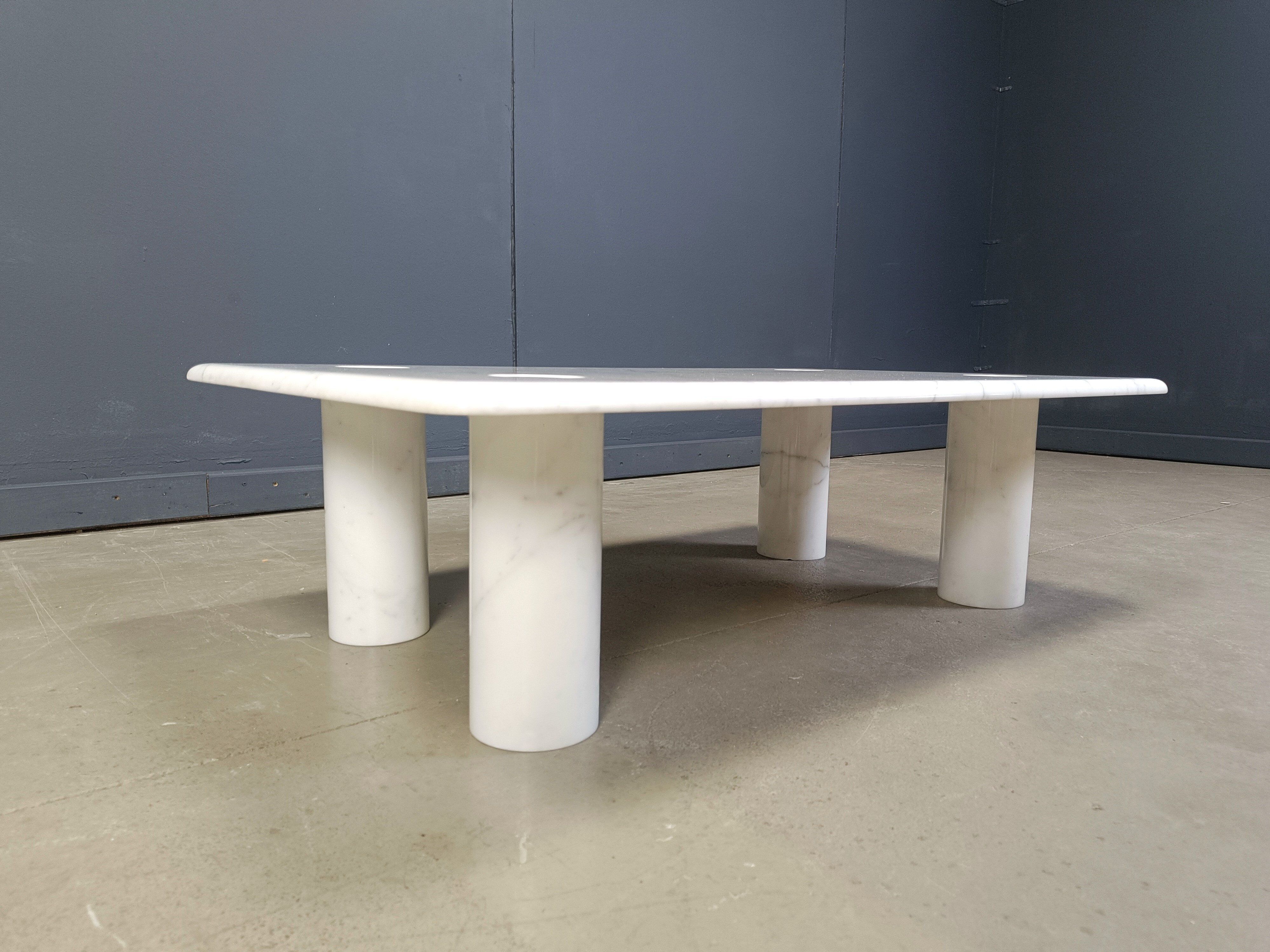 Angelo Mangiarotti carrara marble coffee table for Up&Up, Italy