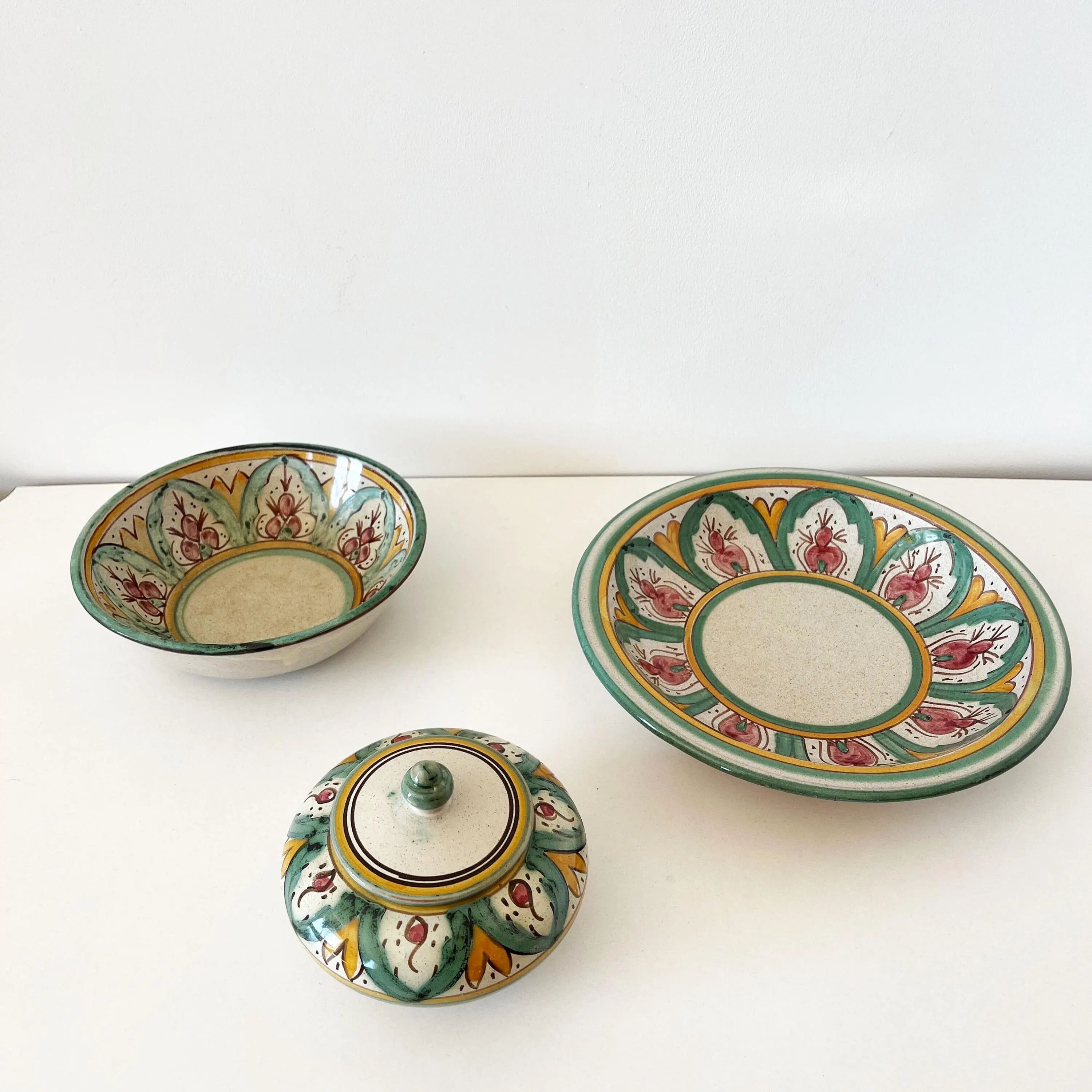 Vintage decorative ceramic dish set