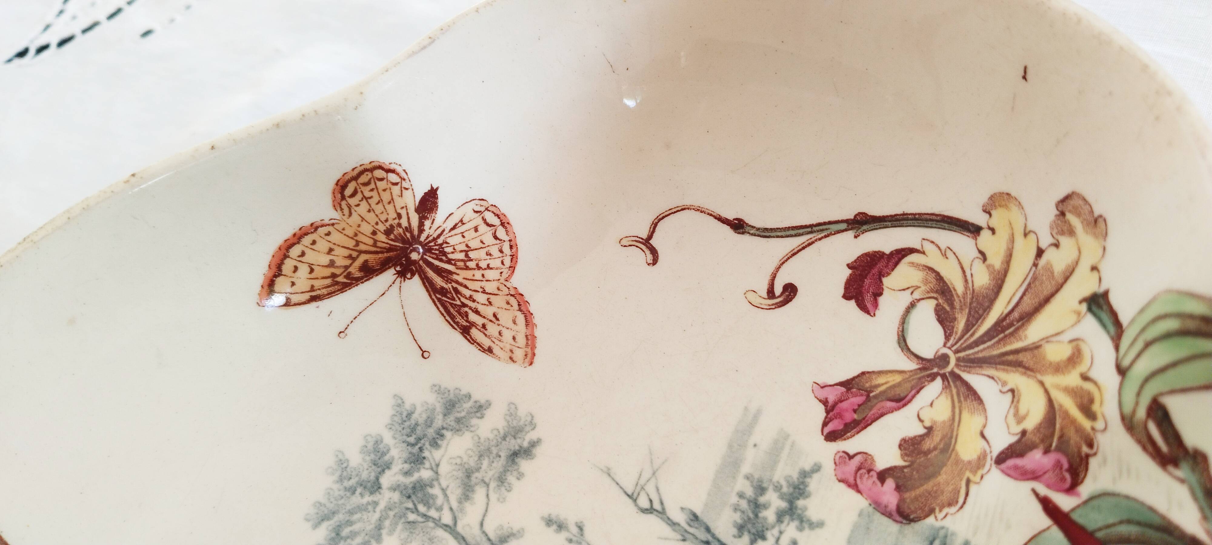 Fruit bowl with polychrome design in Lunéville earthenware