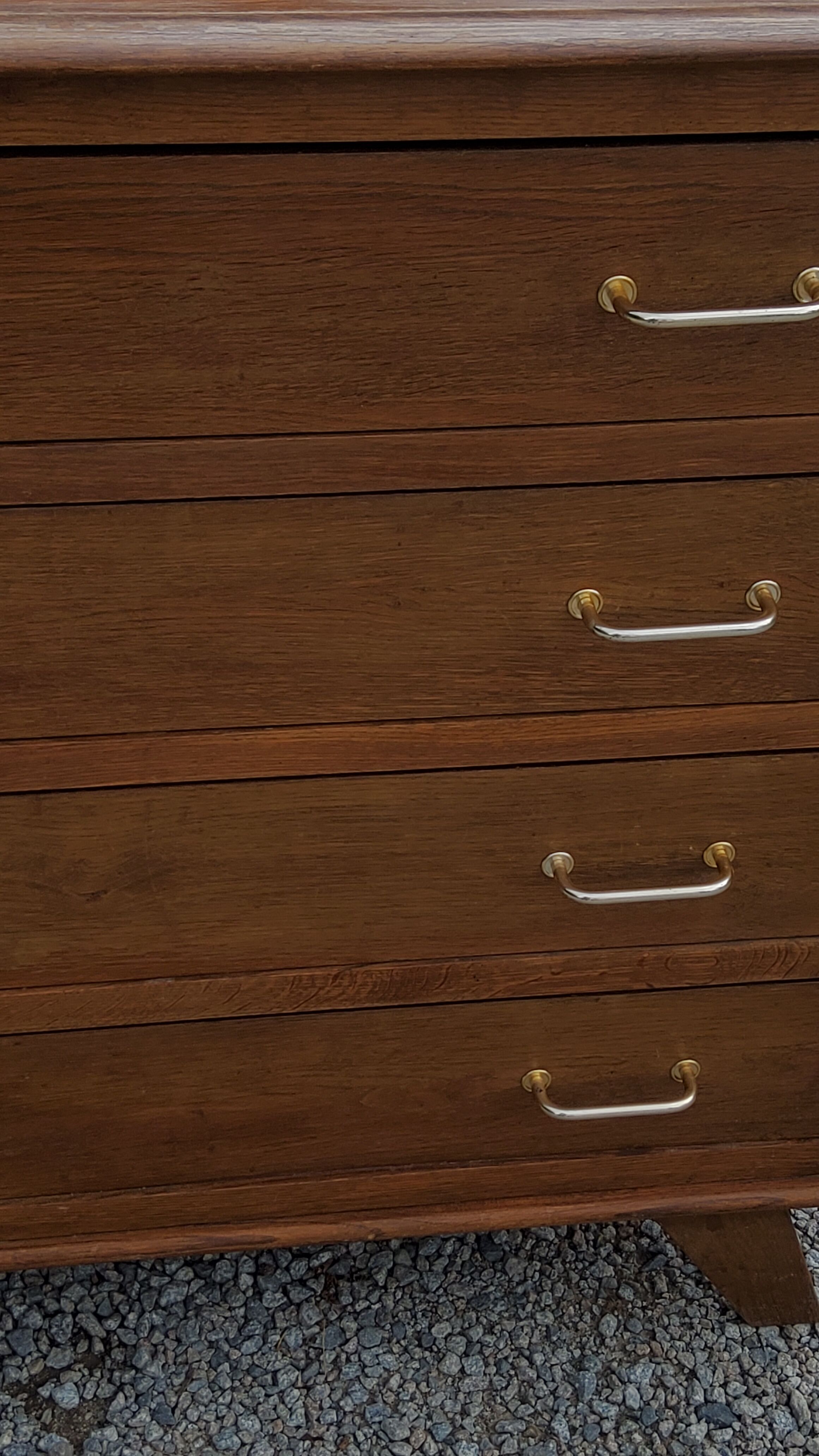 Vintage oak chest of drawers feet compass 4 drawers from the 50s