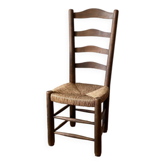 Rustic straw chair