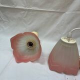 Suspensions en opaline rose années 80